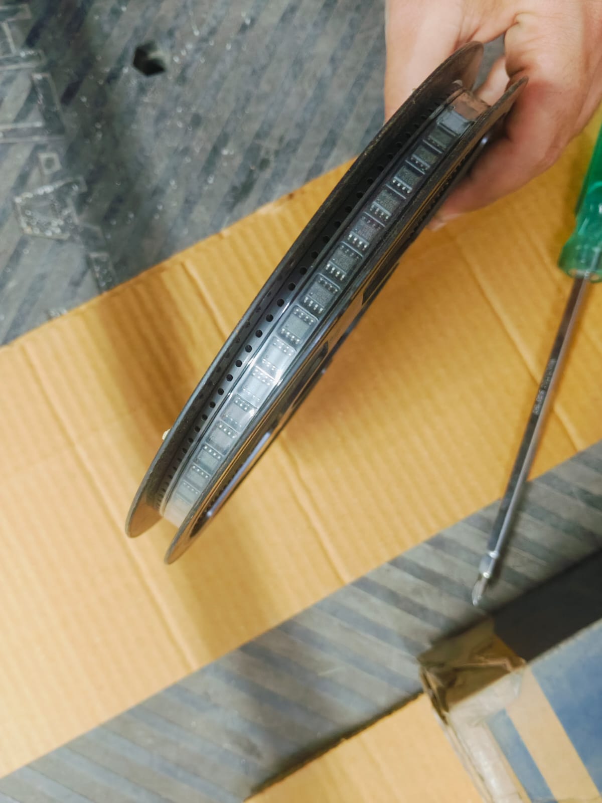 IC SMD L6574D BALLAST DRIVER 16PINS SOIC LEAD FREE - Image 1